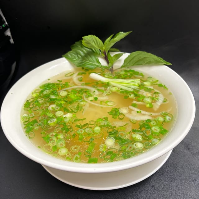 N9. Noodle soup without meat.