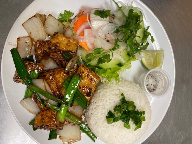 R9. Steam Rice & Shaking Tofu.